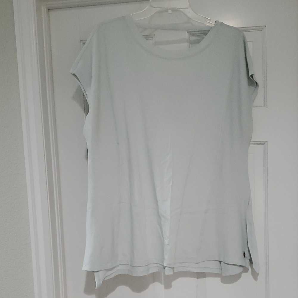 LIVI Women's Light ICE Blue Top SZ 14